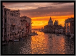 Włochy, Wenecja, Kanał Canal Grande, Bazylika św. Marka, Łodzie, Chmury, Wschód słońca