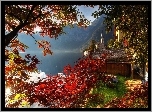 Austria, Hallstatt, Góry, Alpy Salzburskie, Jezioro Hallstattersee, Domy, Kościół, Jesień, Drzewa