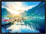 Góry, Jezioro, Wschód słońca, Budynki, Łodzie, Norwegia