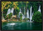 Bośnia i Hercegowina, Wodospady Kravica, Rzeka Trebizat, Omszałe, Skały, Kamienie, Drzewa, Roślinność