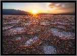 Park Narodowy Doliny Śmierci, Death Valley National Park, Wyschnięte, Jezioro, Solnisko, Badwater, Promienie słońca, Kalifornia, Stany Zjednoczone