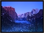 Stany Zjednoczone, Stan Kalifornia, Park Narodowy Yosemite, Góry, Las, Mgła, Zima