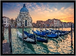 Włochy, Wenecja, Canal Grande, Bazylika Santa Maria della Salute,  Łodzie, Wschód słońca