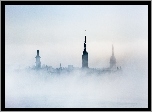 Sztokholm, Wyspa Riddarholmen, Kościół, Wieże, Chmury, Mgła
