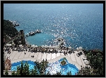 Turcja, Alanya, Taras, Basen, Leżaki, Parasole, Drzewa, Morze