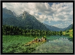 Góry Alpy, Jezioro Hintersee, Drzewa, Skały, Bawaria, Niemcy