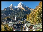 Niemcy, Bawaria, Berchtesgaden, Góry Alpy Berchtesgadeńskie, Góra Watzmann, Las, Kościół, Domy, Drzewa