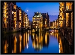 Budynki, Rzeka, Miasto Nocą