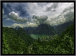 Austria, Miasto Gmunden, Góry Alpy, Las, Jezioro Traunsee, Chmury