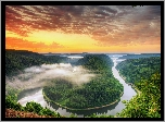 Niemcy, Mettlach, Rzeka Saara, Meander, Mgła, Lasy, Zachód słońca, Chmury