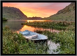 Park Narodowy Lake District, Góry, Jezioro, Crummock Water, Łódka, Szuwary, Anglia