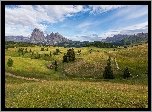 Włochy, Dolomity, Góry, Dolina Val Gardena, Łąki, Domy