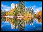 Stany Zjednoczone, Kalifornia, Park Narodowy Yosemite, Jesień, Rzeka Merced, Drzewa, Góry, Skały