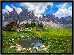 Włochy, Dolomity, Park krajobrazowy Puez Odle, Góry, Dom, Chmury, Drzewa