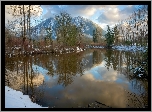 Drzewa, Staw, Dolina, Snoqualmie Valley, Góra, Mount Si, Chmury, Stan Waszyngton, Stany Zjednoczone