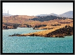 Jezioro, Lake Embalse del Guadalhorce, Wzgórza, Pola, Wiatraki, Malaga, Andaluzja, Hiszpania