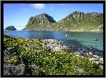Góry, Jezioro, Kamienie, Łodzie, Norwegia, Roślinność