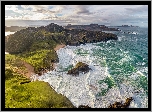 Morze, Fale, Wybrzeże, Plaża, Murder Hole Beach, Góry, Skały, Roślinność, Półwysep Rosguill, Hrabstwo Donegal, Irlandia