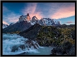 Chile, Góry Torres del Paine, Zachód, Słońca, Rzeka