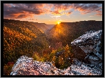 Góry, Lasy, Wąwóz, Blackwater Canyon, Drzewa, Jesień, Skały, Chmury, Promienie słońca, Wirginia Zachodnia, Stany Zjednoczone