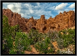 Góry, Skały, Krzewy, Park Narodowy Arches, Utah, Stany Zjednoczone