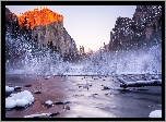 Stany Zjednoczone, Stan Kalifornia, Park Narodowy Yosemite, Zima, Góry, Rzeka, Drzewa