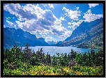 Park Narodowy Glacier, Jezioro, Saint Mary Lake, Drzewa, Góry, Chmury, Montana, Stany Zjednoczone