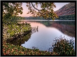 Jezioro, Jesień, Wzgórza, Drzewa, Murek