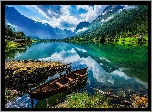 Jezioro Lake Oldevatnet, Góry, Drzewa, Chmury, Łódka, Odbicie, Gmina Stryn, Okręg Sogn og Fjordane, Norwegia