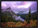 Jezioro, Lake Valhalla, Góry Kaskadowe, Drzewa, Zieleń, Mgła, Chmury, Stan Waszyngton, Stany Zjednoczone