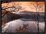 Jezioro, Góry, Jesień, Drzewa
