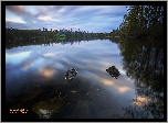 Zachód słońca, Zarośla, Kamienie, Odbicie, Jezioro Deer, Deer Lake Park, Burnaby, Kanada