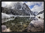 Jezioro Lake Louise, Park Narodowy Banff, Kanada, Zima, Góry, Kamienie