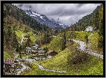 Szwajcaria, Gmina Albinen, Powiat Leuk, Kanton Valais, Wieś, Domy, Drogi, Góry, Drzewa