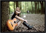 Kobieta, Park, Gitara, Liście