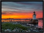 Latarnia morska Bug Light, Zatoka Casco Bay, Morze, Zachód słońca, South Portland, Stan Maine, Stany Zjednoczone