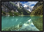 Góry Canadian Rockies, Park Narodowy Banff, Jezioro Lake Louise, Las, Chmury, Prowincja Alberta, Kanada