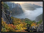 Korea Południowa, Park Narodowy Juwangsan, Góry, Jesień, Drzewa, Roślinność, Mgła, Promienie słońca