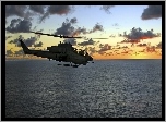 Helikopter, Morze, Niebo