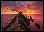 Morze, Latarnia morska, Nugget Point Lighthouse, Ścieżka, Skały, Zachód słońca, Otago, Nowa Zelandia