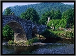 Kamienny, Most, Rzeka