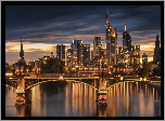 Most, Rzeka Men, Wieczór, Frankfurt nad Menem, Wieżowce, Światła, Niemcy