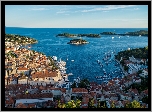 Chorwacja, Wyspa Hvar, Miasto Hvar, Morze, Domy, Żaglówki, Motorówki