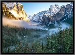 Stany Zjednoczone, Stan Kalifornia, Park Narodowy Yosemite, Góry Sierra Nevada, Mgła, Chmury