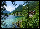 Jezioro Hintersee, Góry Alpy, Drzewa, Domy, Gmina Berchtesgadener, Bawaria, Niemcy