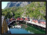 Lofoty, Nusfjord, Miejscowość, Flakstad, Góry, Domy, Łódki