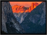 Park Narodowy Yosemite, Góry, Rozświetlone, Szczyty, Góra, Half Dome, Skały, Zachód słońca, Kalifornia, Stany Zjednoczone