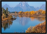Park Narodowy Grand Teton, Rzeka, Snake River, Góry, Teton Range, Drzewa, Jesień, Stan Wyoming, Stany Zjednoczone