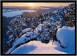 Park Narodowy Saskiej Szwajcarii, Skały, Góry Połabskie, Drzewa, Promienie słońca, Zima, Śnieg, Niemcy