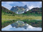 Jezioro, Elter Water Lake, Góry, Langdale Pikes, Szczyty, Mgła, Odbicie, Niebo, Park Narodowy Lake District, Anglia